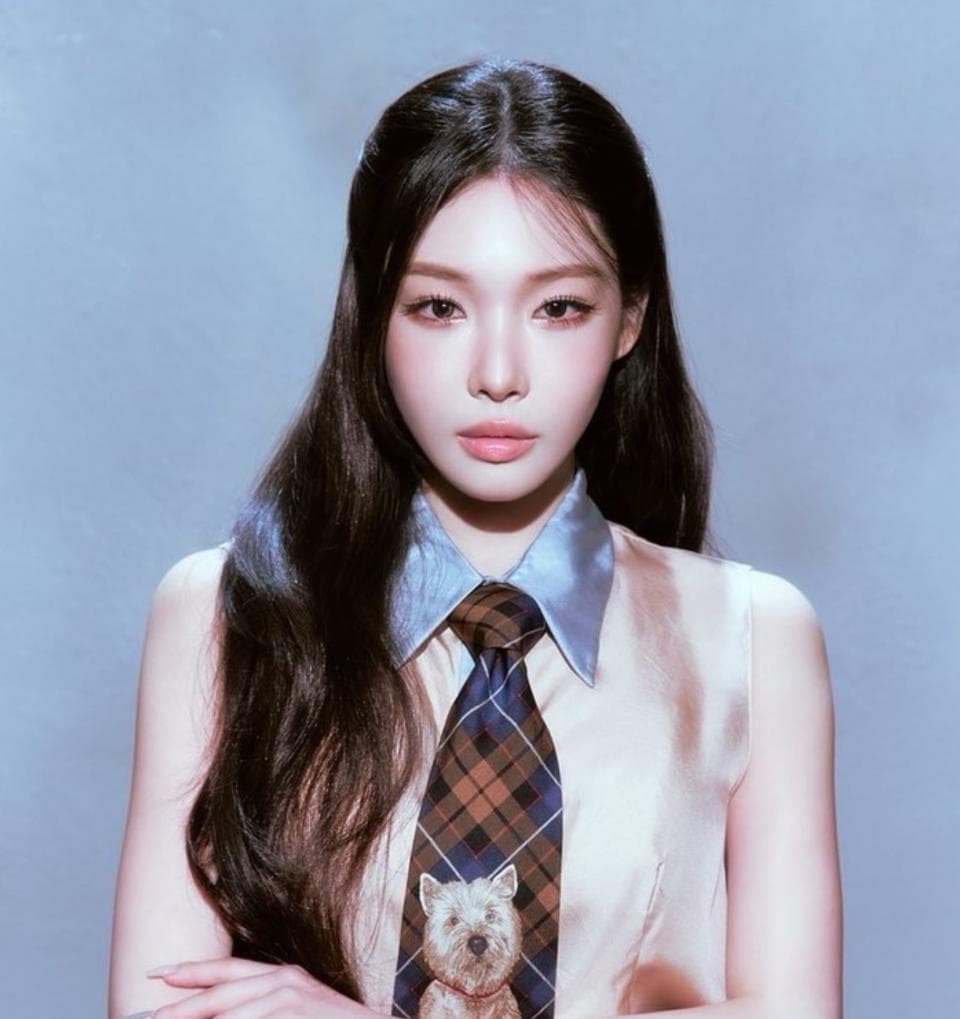 CHUNG HA (청하)