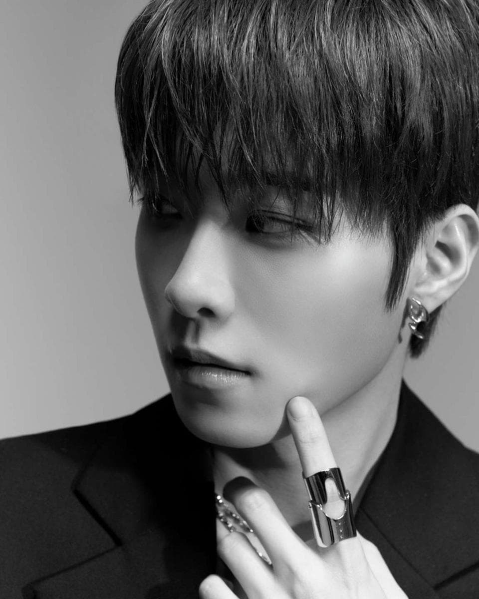 Seongmin (성민)