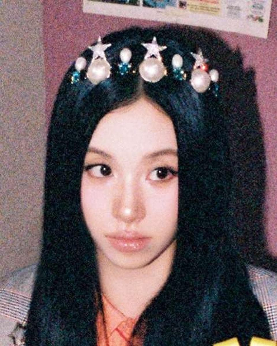 Chaeyoung (채영)