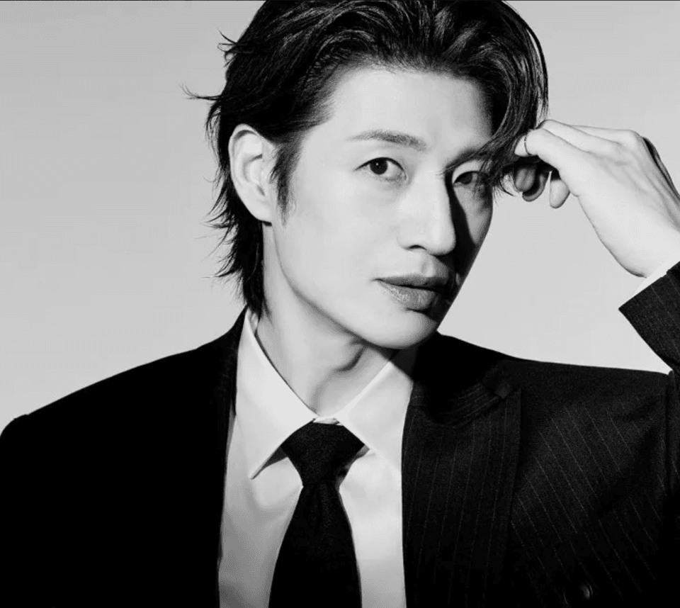 Son Hoyoung (손호영)