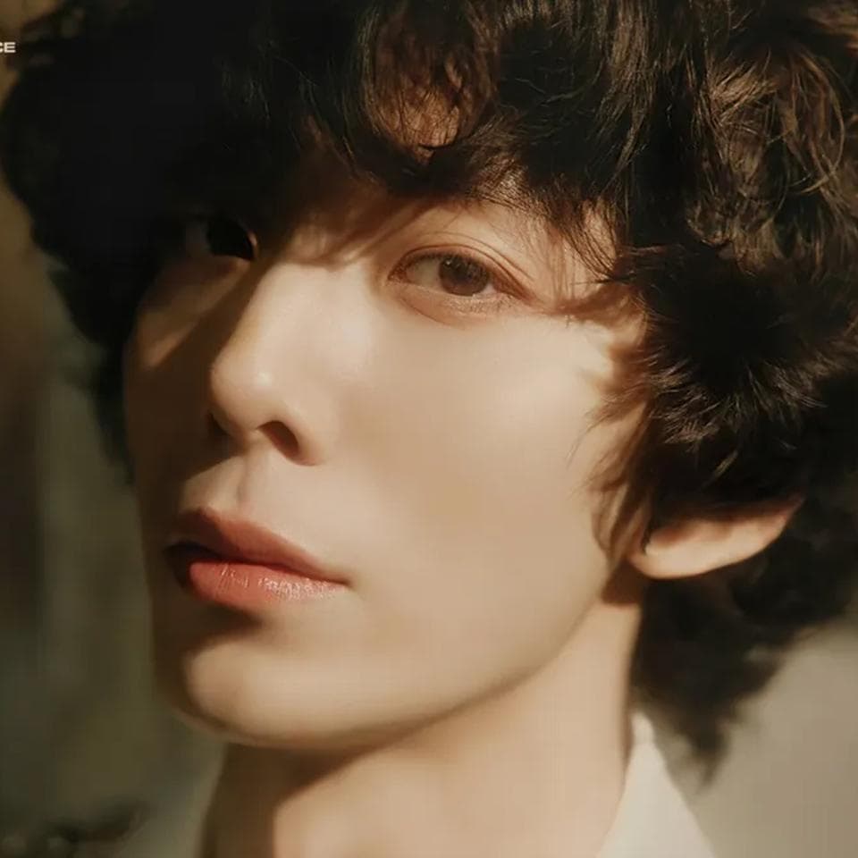 Hwiyoung (휘영)
