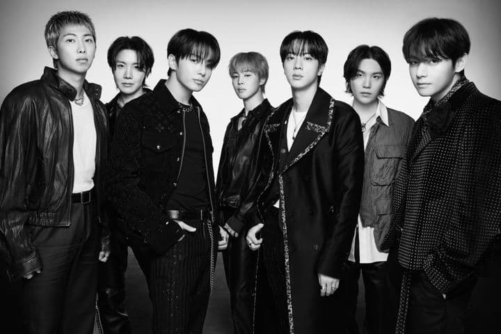 방탄소년단, 빌보드 200 톱10 유지…통산 12주째