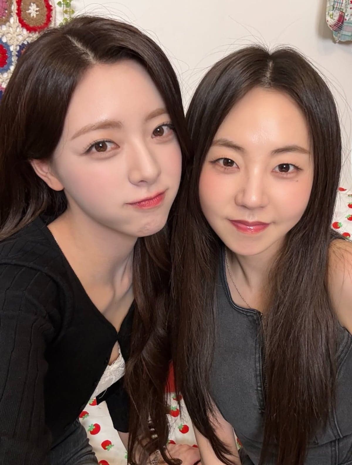 안소희, 유나와 투샷 '소녀미 가득'…JYP 귀염둥이들 한자리