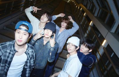 STAYC Returns with Sixth Single '2:LOVE' Exploring Complex Emotions of Love