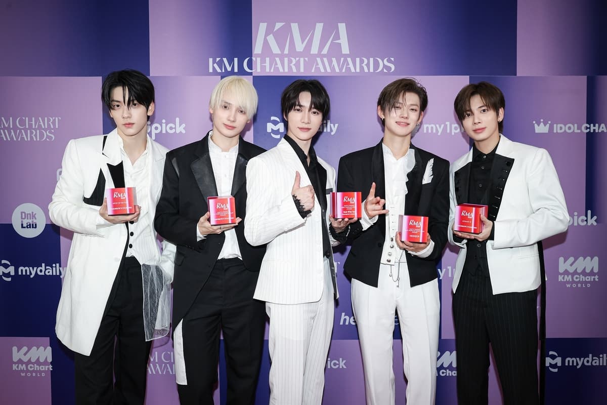 TXT, KMA 2026에서 5관왕 '올해의 가수' 등극