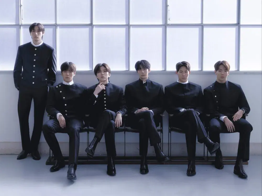 MONSTA X