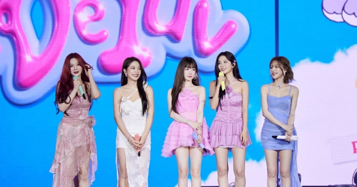 레드벨벳, 2년 2개월 만에 완전체 컴백…8월 팬콘 개최