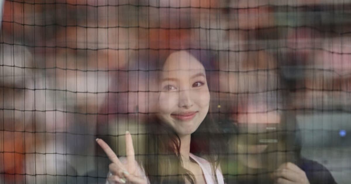 트와이스 나연, 잠실야구장서 LG 트윈스 시구 맡아