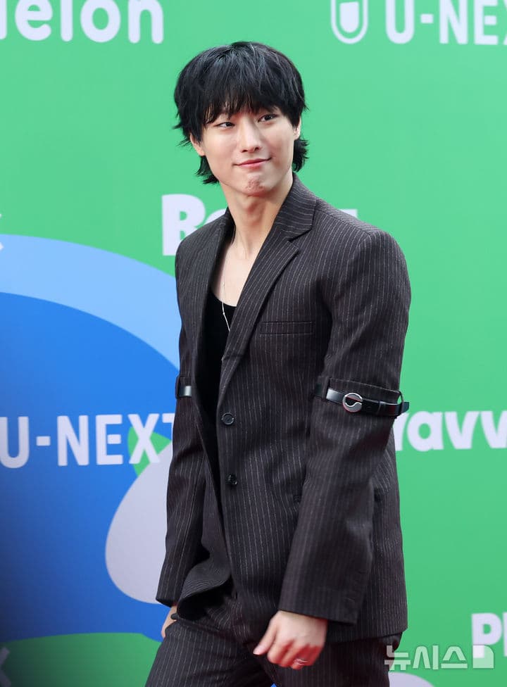 WOODZ Appears at 2025 Melon Music Awards Red Carpet
