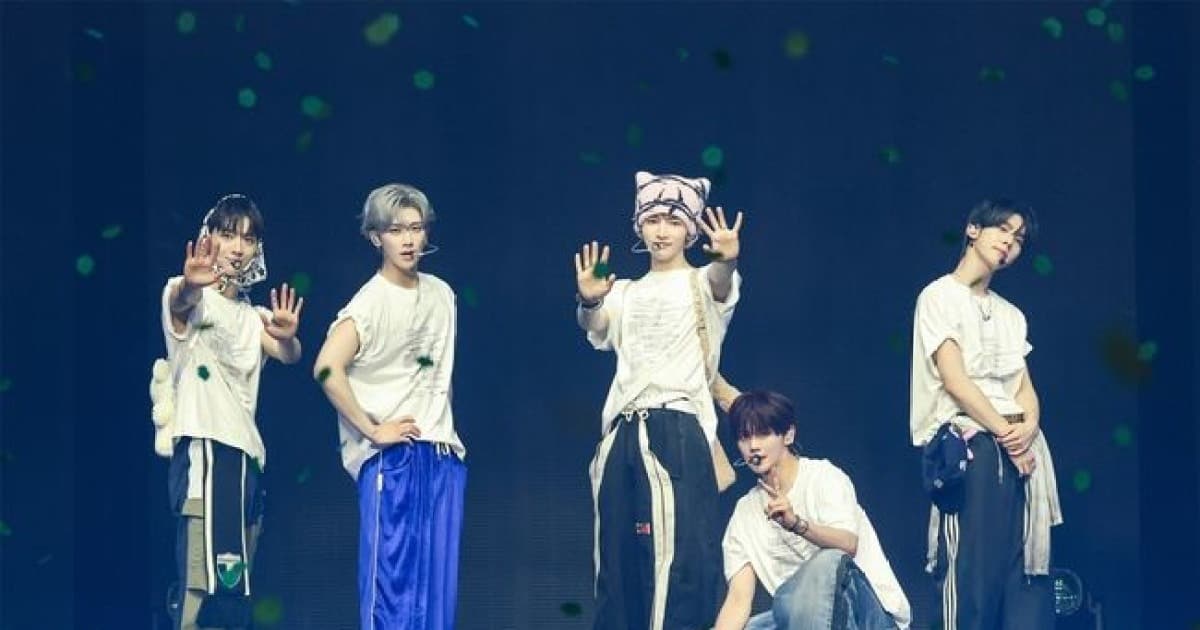 AND2BLE Successfully Completes Debut Showcase Concert with Solo and Unit Stages