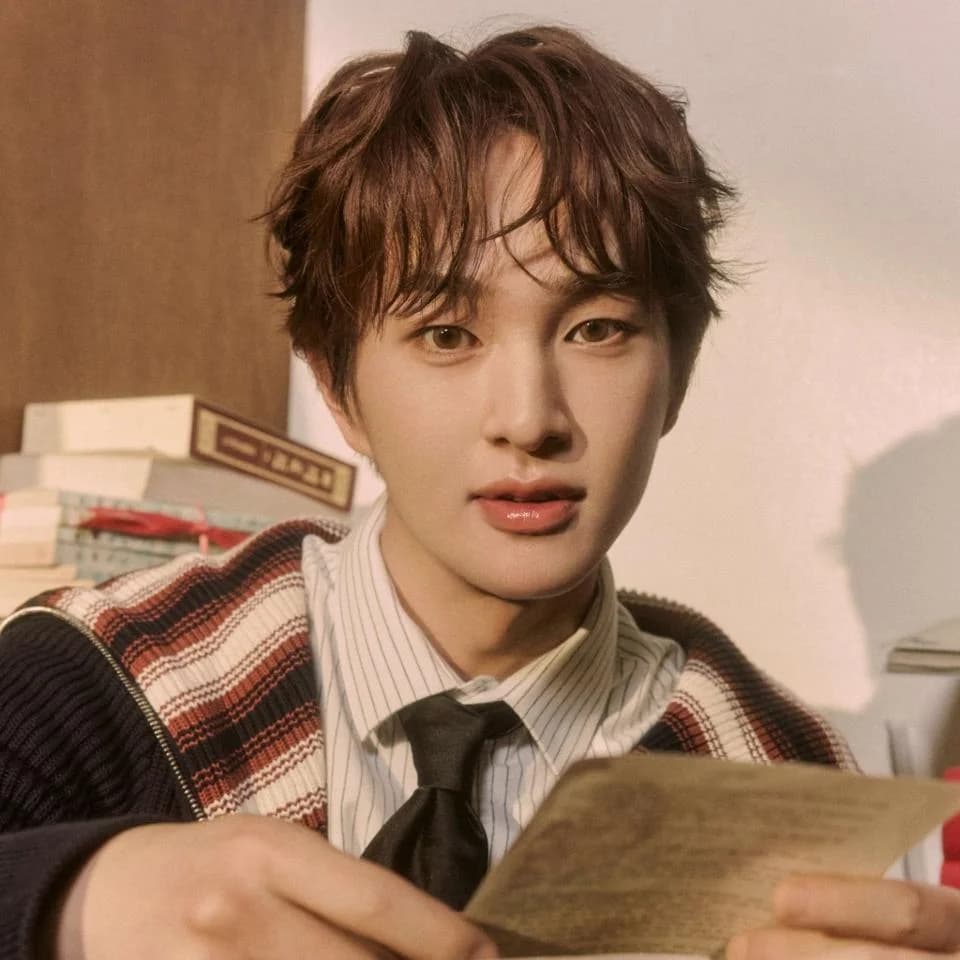 Onew (온유)