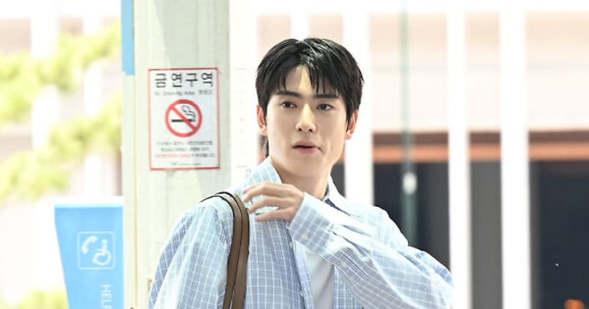 NCT's Jaehyun Departs for Jakarta in Stylish Airport Fashion