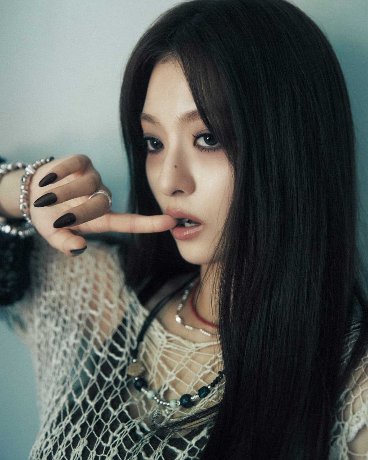 Fromis_9's Lee Na-kyung to throw ceremonial first pitch at Doosan vs KIA game on 26th