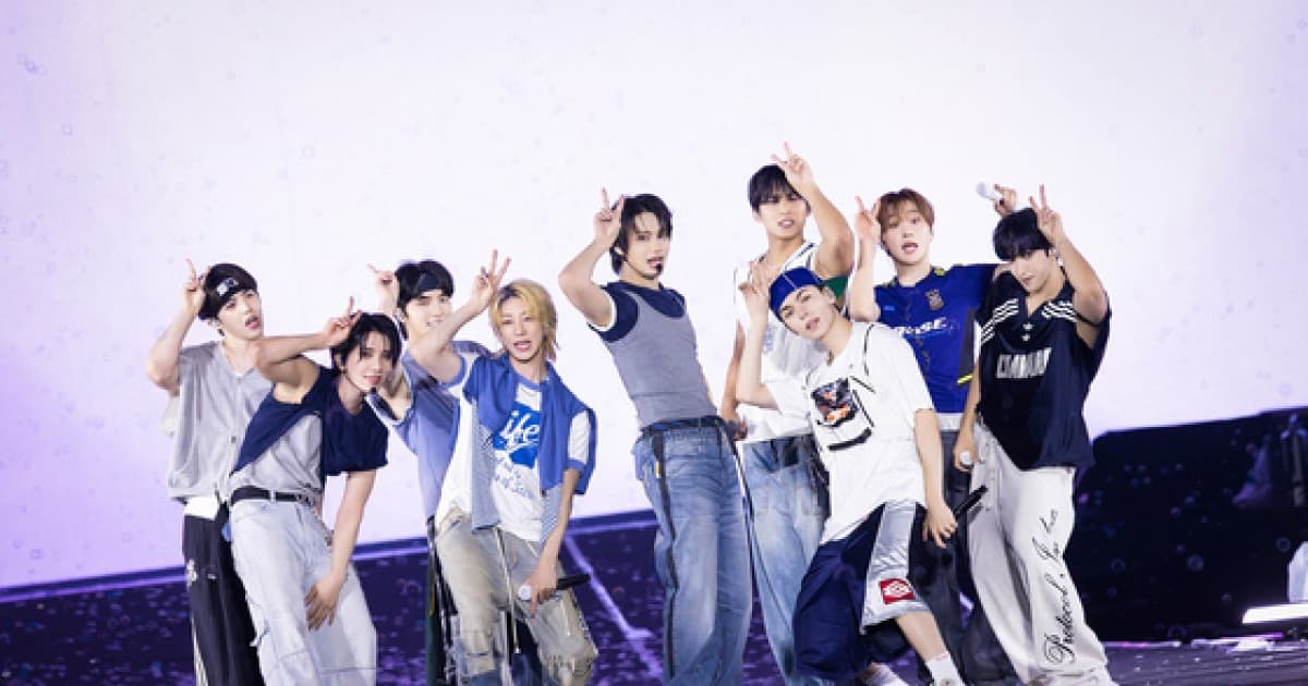 세븐틴, 데뷔 11주년 팬미팅서 "멋진 모습으로 돌아오겠다" 약속