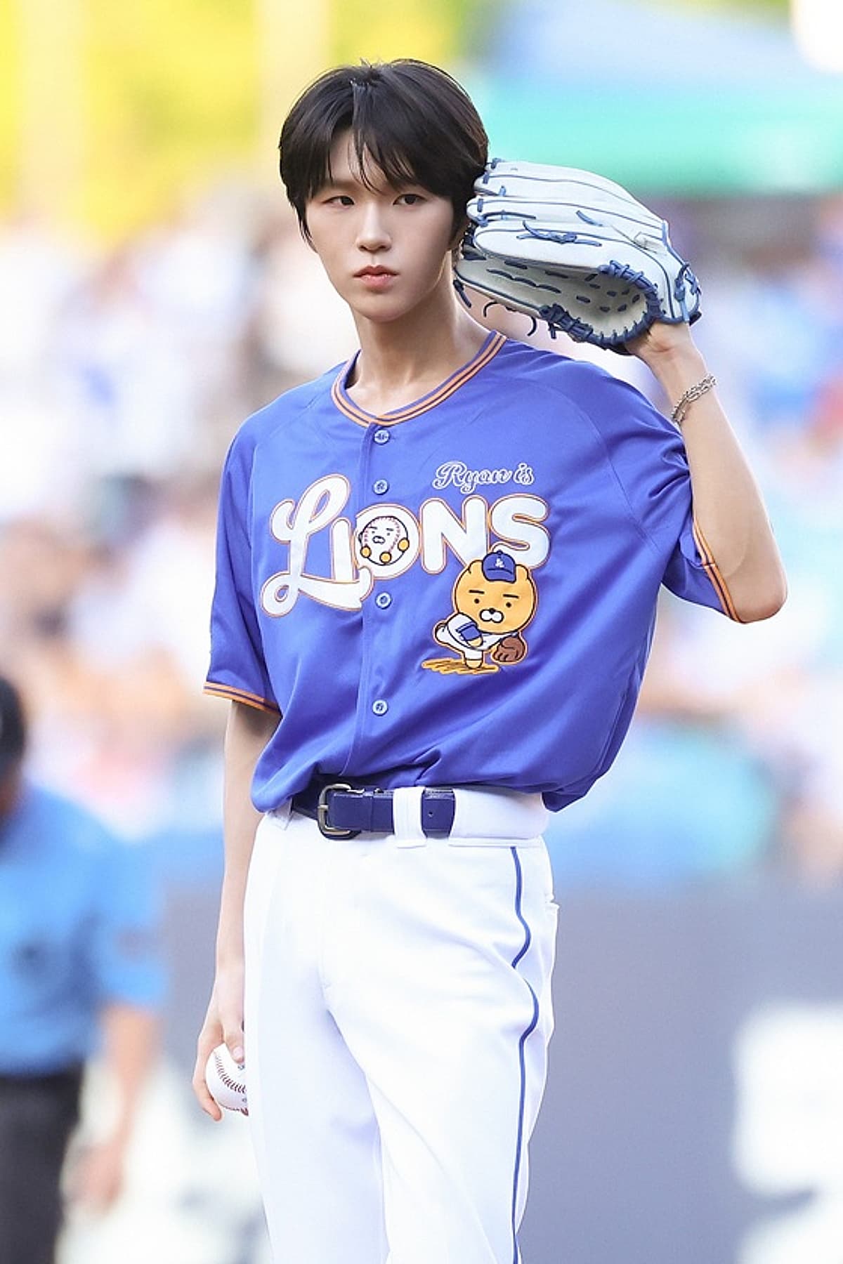 엔시티 위시 재희, 삼성 라이온즈 시구 성공..야구장 화제의 중심