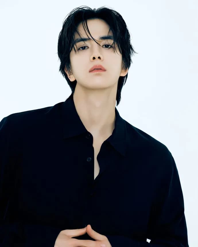 Younghoon (영훈)