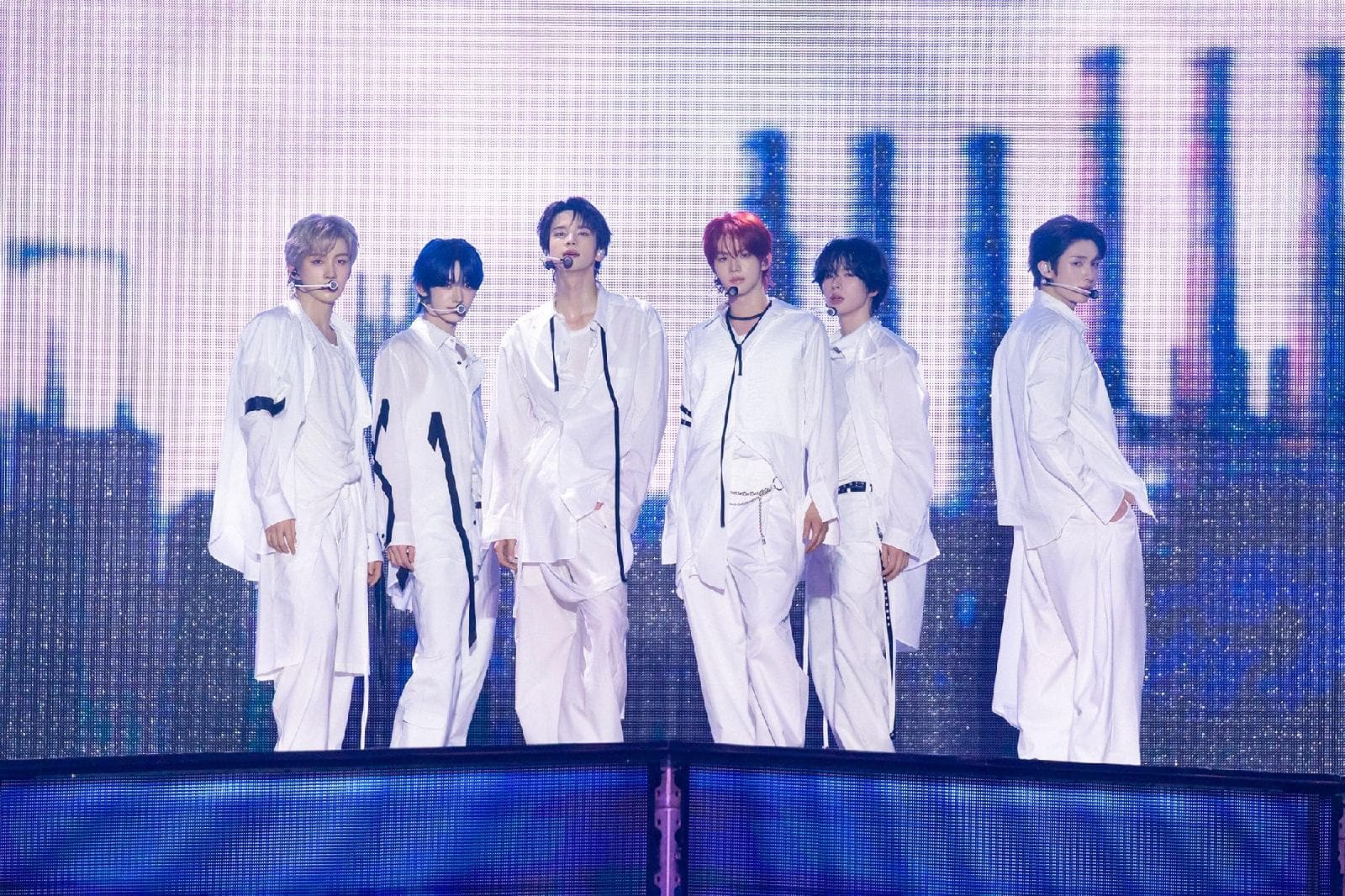 TWS Successfully Holds First Gymnastics Arena Concert with 18,000 Attendees