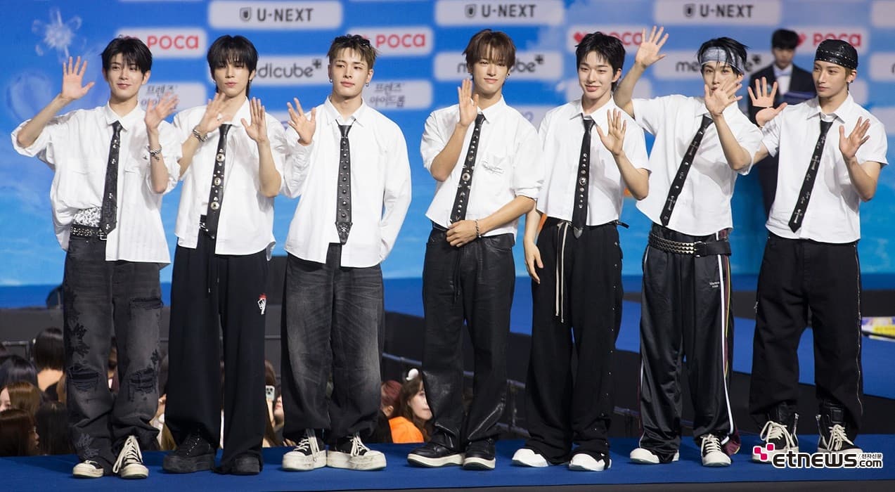 넥스지, 2026 SBS 가요대전 Summer 블루카펫 참석