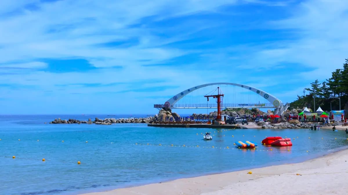 Yonghwa Beach