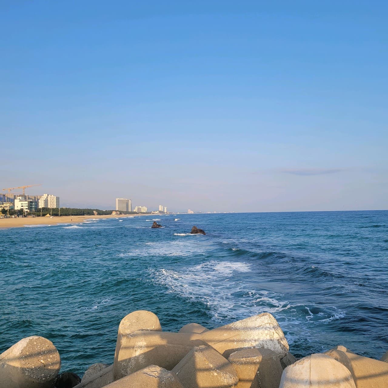 Anmok Beach